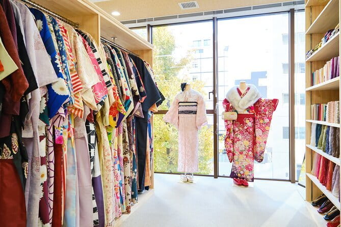 Tokyo Authentic Kimono Rental in Asakusa with Photography Option - Hair Styling That Looks Right for Photos (and for Walking)