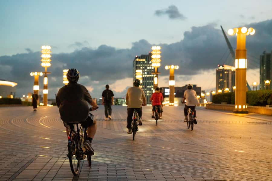 Tokyo Bay Area: Sunset Night View 3h E-bike Guided Bike Tour - Odaiba on two wheels: Skytree, exhibition halls, and a 19.7m Gundam