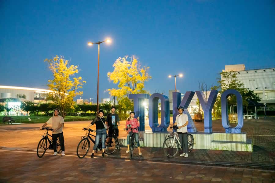 Tokyo Bay Area: Sunset Night View 3h E-bike Guided Bike Tour - Starting in the fish market neighborhood: local Tokyo first