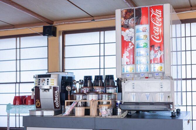 Tokyo Bay Yakatabune Cruise with Traditional JapaneseShow Drinks - Quick highlights