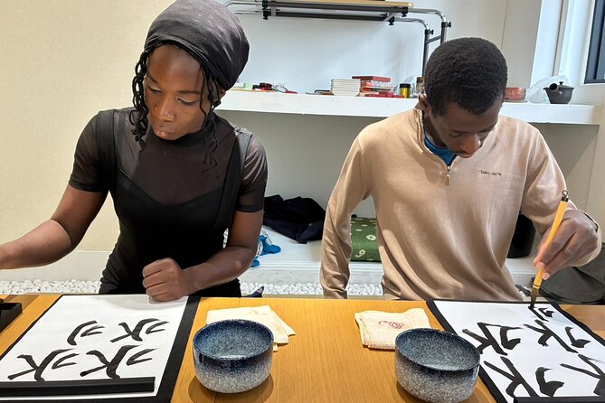 Tokyo: Calligraphy Experience at Japanese Room in Shibuya - Choosing your character: from your name to a finished keepsake