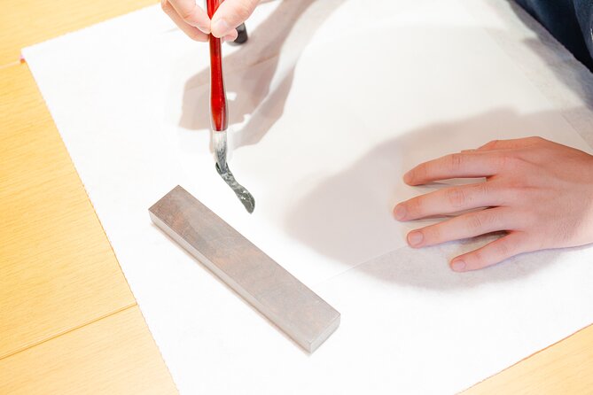 Tokyo: Calligraphy Experience at Japanese Room in Shibuya - How the 1-hour format works (and why the pacing feels doable)