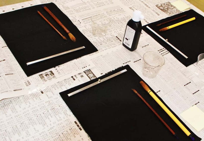 Tokyo: Calligraphy Workshop Craft Your Own Art in Asakusa - The 90-Minute Workshop Flow (What Happens in That Time)