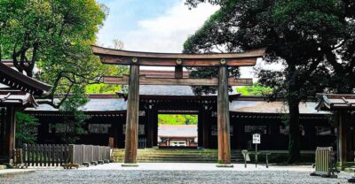 Tokyo: City Tour B - Meeting Point at the Harajuku Torii Arch: Easy Start