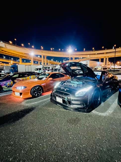 Tokyo: Daikoku Car Meet Experience on a JDM TUNED SPORTS CAR - The APIT Autobacs Stop: Auto-Parts Culture in a Quick, Useful Hit