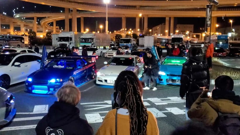 Tokyo: Daikoku JDM Car Meet in the Famous 303 600HP GTR R-35 - How the guide story changes what you see