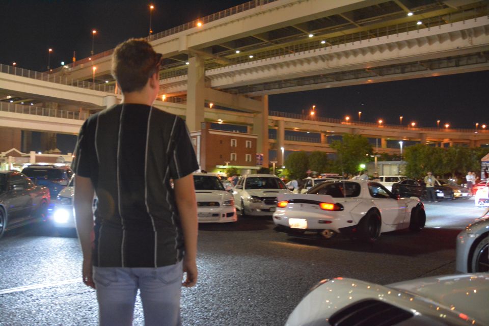Tokyo: Daikoku JDM Car Meet Tour + LibertyWalk & Autobacs! - Comfort-first vehicles: why “not cramped” changes everything