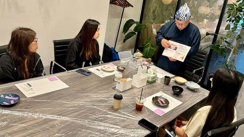 Tokyo: Discover the Art of Kintsugi in Ginza - Inside the Private Room: What the Workshop Experience Feels Like