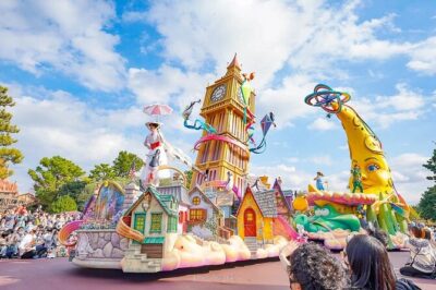 Tokyo Disneyland: 1-Day Ticket & Private Hotel Transfer - Price and what $161 really buys you
