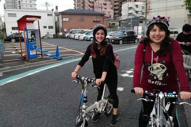 Tokyo downtown bicycle tour Tokyo Backstreets Bike Tour - How Takeshi-style guidance changes what you notice