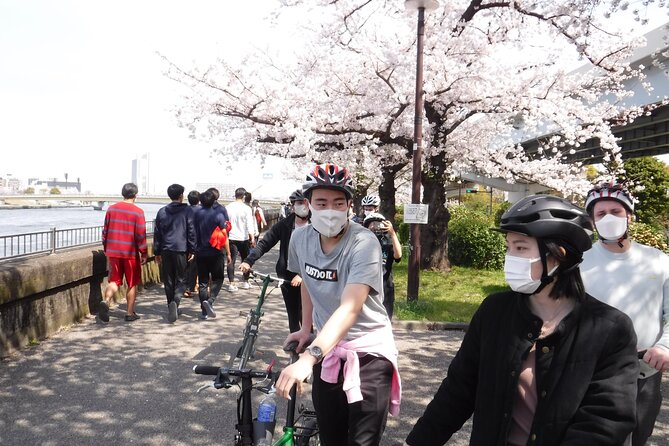 Tokyo downtown bicycle tour Tokyo Backstreets Bike Tour - Who should book this Tokyo Backstreets Bike Tour