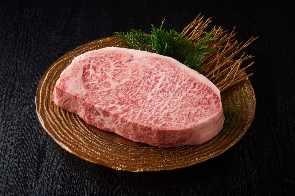 Tokyo: Exquisite Wagyu Beef Experience at Yakiniku Nikunone - A5 Wagyu, Private Rooms, and the Four-Season Dinner Feeling