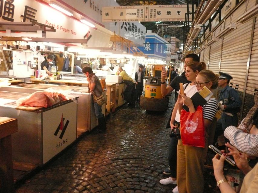 Tokyo: Guided Walking Tour of Tsukiji Market with Lunch - Tsukiji Hongwanji Temple: Your Start Line for Food and Belief
