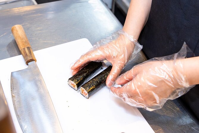 Tokyo : Hand-Roll Sushi Class, Skytree view & Asakusa Tour - Senso-ji Temple: Old Faith, Solid Photo Stops