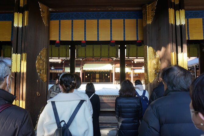 Tokyo: Harajuku Meiji Shrine to Shibuya Crossing Guided Tour - The Walk to Shibuya: Where Tokyo Distance Feels Real
