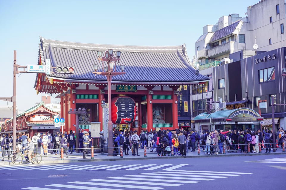Tokyo: Hidden Gems Guided Bike Tour with Lunch - Edo Museum: How People Lived 150 Years Ago