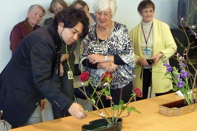 Tokyo Ikebana, Japanese Traditional Flower Arrangement Experience - From lesson to your arrangement: a hands-on build with feedback