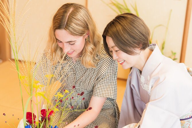 Tokyo Ikebana Wellness Art Experience near Shinjuku - The take-home arrangement: enjoy it in your hotel room