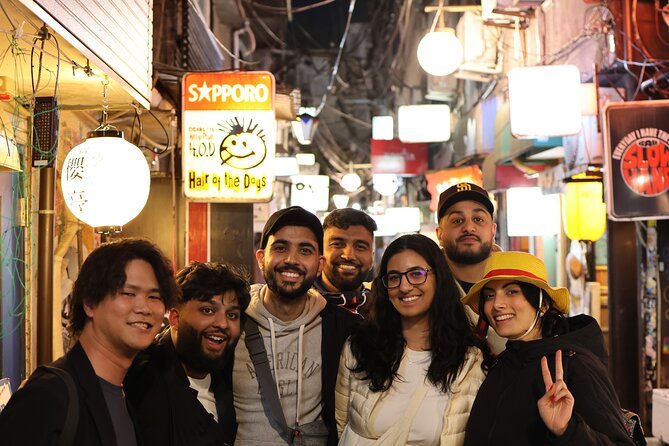 Tokyo Izakaya crawl (A tour of 2 izakayas, 1 bar, and a shrine) - Stop 3: Shinjuku Golden Gai and choosing a tiny bar vibe