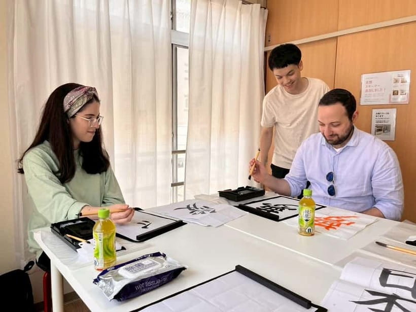 Tokyo: Japanese Calligraphy Lesson with Skilled Instructor - Choosing Your Word or Phrase: Meaning First, Then the Brush
