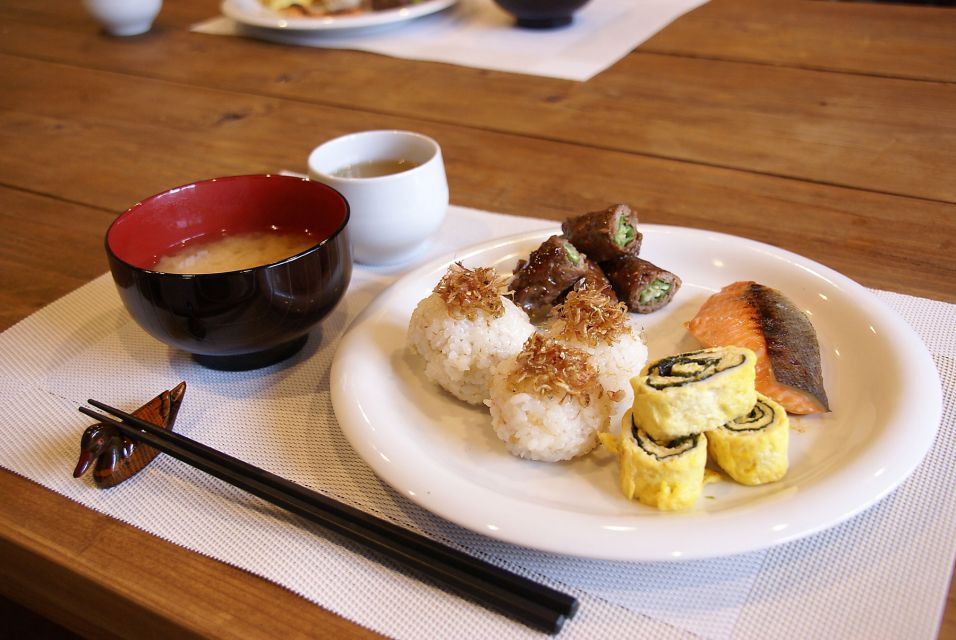 Tokyo: Japanese Home-style Cooking Class with Meal - Why this home-style class feels different in Tokyo