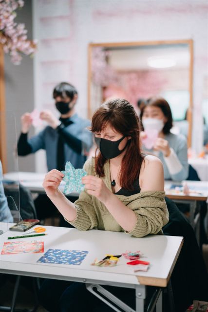 Tokyo: Learn Traditional Origami with a Local - Finding FEEP Shinjuku Higashi-guchi (and not losing 10 minutes)