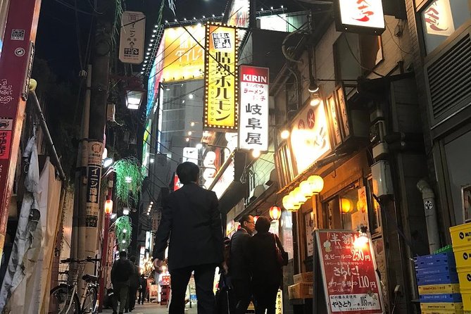 Tokyo life after 5 - Foods & Drinks - Shinjuku Golden Gai: tiny bars, big theme energy