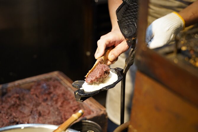 Tokyo: Local Foodie Adventure near Roppongi - The 5 Treats: Yakitori, Mame Daifuku, Taiyaki, Oden, and More