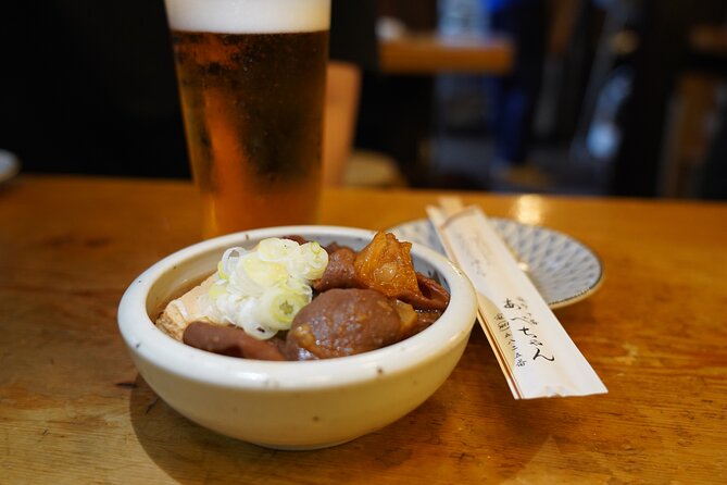 Tokyo: Local Foodie Adventure near Roppongi - Shopping in Azabujuban: Gifts That Feel Like You Found Something Real