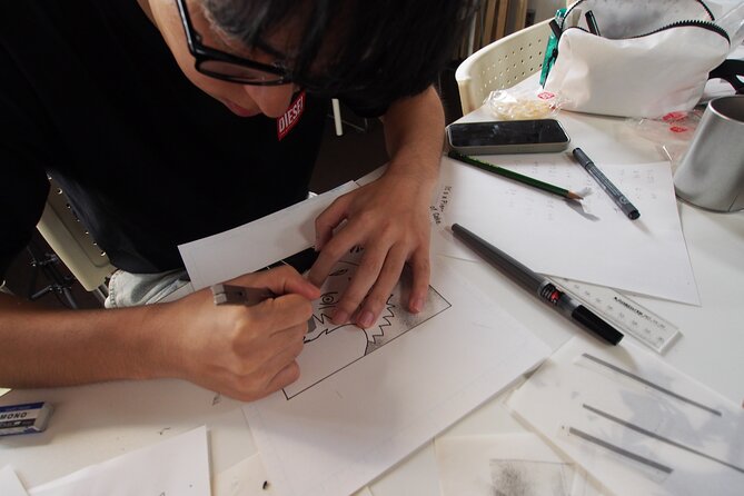 Tokyo Manga Drawing Workshop Guided by Active Pro Manga Artist - Finding the Studio Near Ebisu/Shibuya Without Losing Time