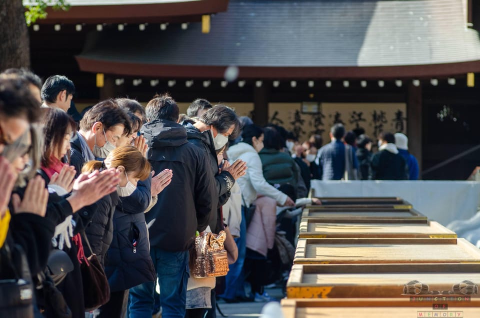 Tokyo: Meiji Jingu, Harajuku, Shibuya, and Shijuku Tour - Shibuya Crossing plus Shibuya shopping time