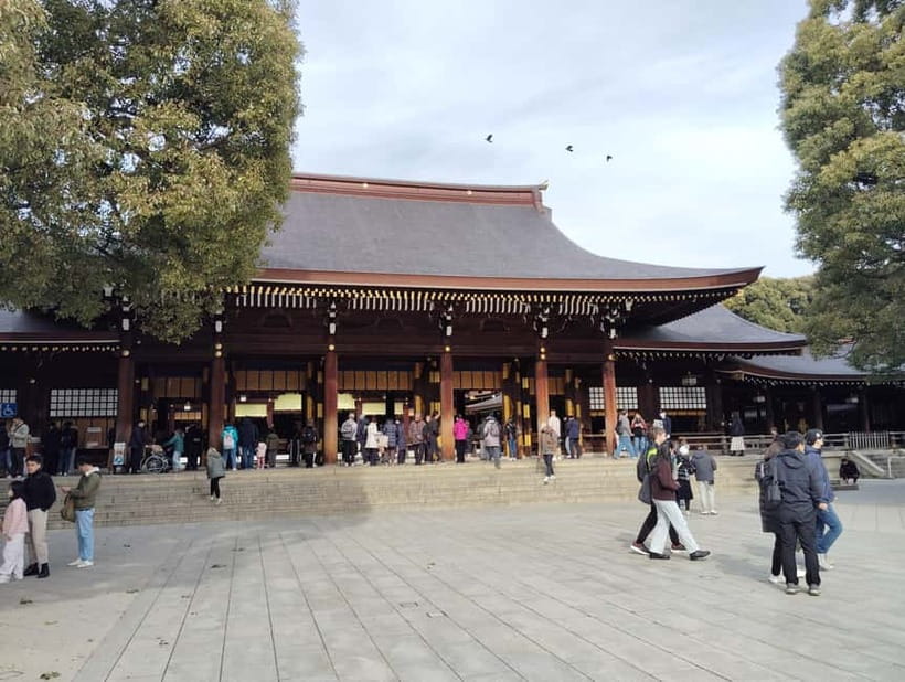 Tokyo: Meiji Jingu Shrine & Inner Garden Guided Tour (2h) - Key things to watch for on this Meiji Jingu tour