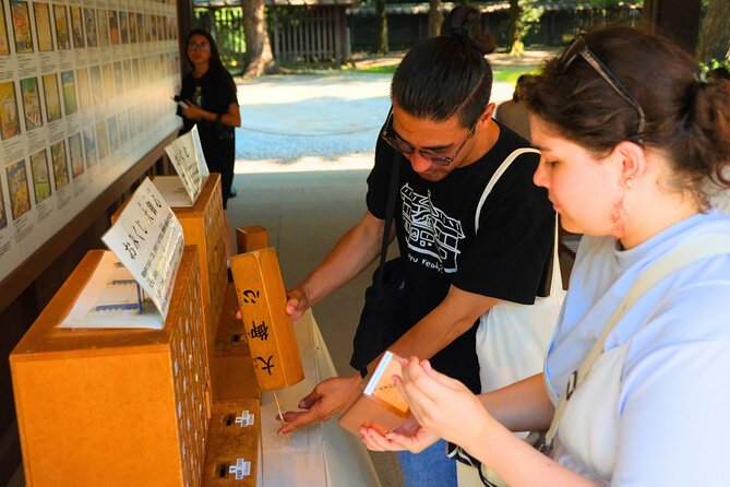 Tokyo Meiji Shrine & Harajuku: Walk Through Japanese Culture - Meiji Jingu Shrine: The Torii Gate Effect