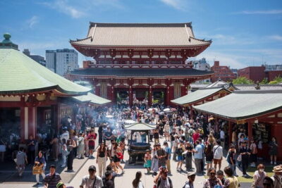 Tokyo Morning Small Group Tour - Nijubashi Bridge views: where the photos make sense
