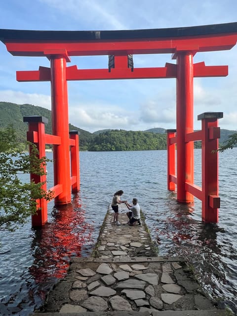 Tokyo: Mount Fuji and Hakone private sightseeing tour - Mount Fuji 5th Station, Lake Kawaguchi, and Oishi Park