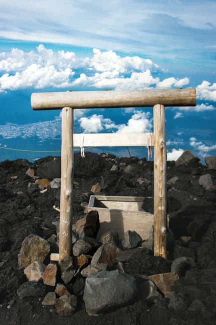 Tokyo: Mt. Fuji & Lake Kawaguchi Private Tour with Transfer - How your guide protects the day (and where things can slip)