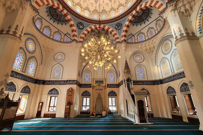 Tokyo Muslim Friendly Customizable Tour with Guide - Why this private Tokyo day feels easier for Muslim visitors