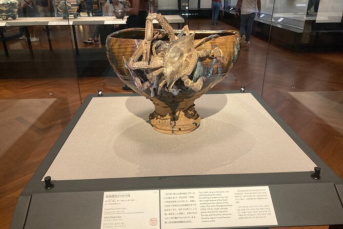 Tokyo National Museum Private Tour - When guide style matters: Aki Miyato vs. Amy lessons for your expectations
