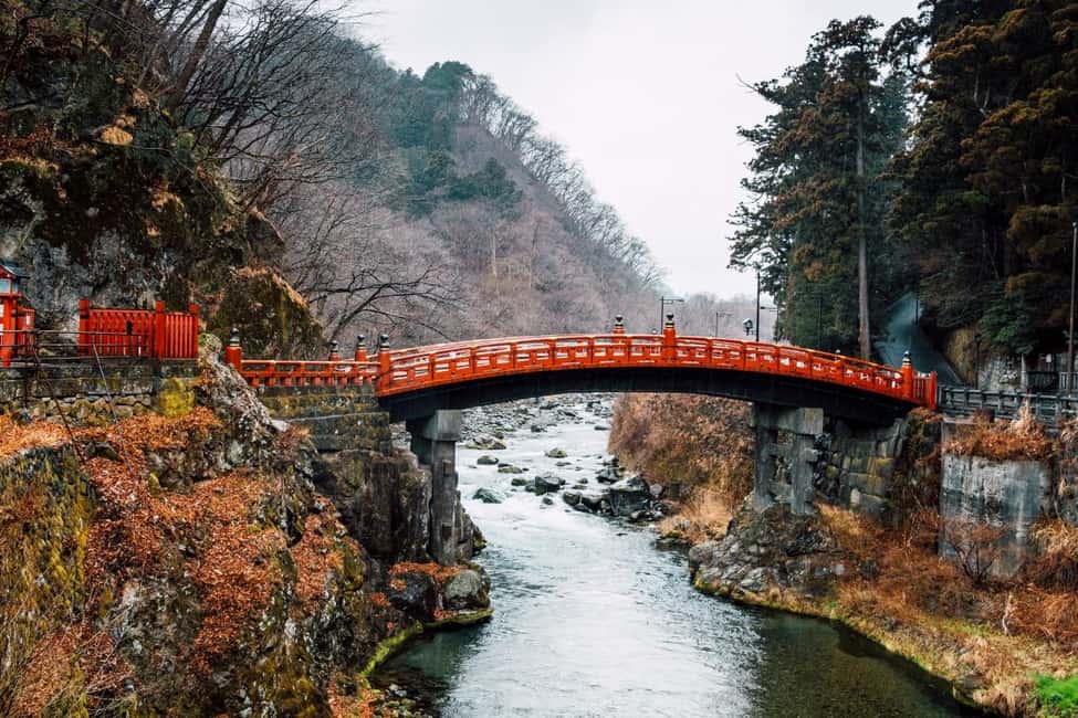 Tokyo: Nikko Trip Toshogu Shrine Kegon Falls & Lake Chuzenji - Toshogu Shrine and Ieyasu’s mausoleum: where the details do the talking