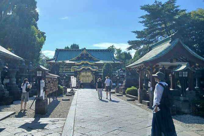 Tokyo Old Town Discovery Walk. Lunch Included - Toshogu Shrine in Ueno Park: Edo-era architecture with a slower emotional tone