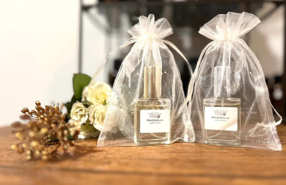 Tokyo Omotesando Original Perfume Making Experience/Workshop - Picking From 80 Fragrances: Japanese Notes You Can Actually Use