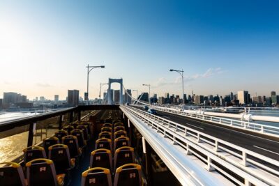 Tokyo: Open Top Sightseeing Bus with Audio Guide - GPS audio in multiple languages: how the guide experience works