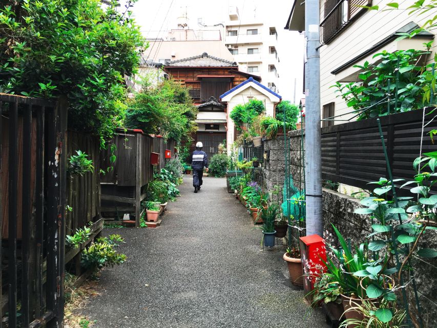 Tokyo: Personalized Private 6-Hour Tour - Shibuya time: modern Japan with practical viewpoint stops