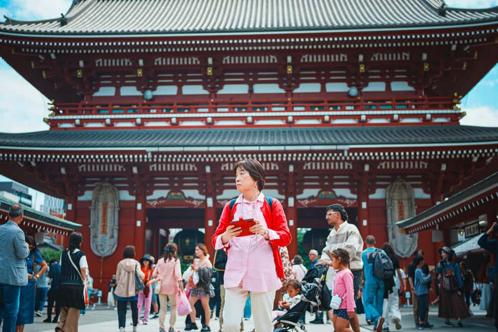 Tokyo Private Local Walking Tour (Must See Places in 1 Day) - Akihabara: tech and pop culture, guided so you don’t waste time