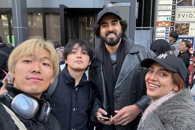 Tokyo: Private Shibuya Bar Crawl Tour -3 Drinks & Local Foods- - The 6:00 pm start and the 7-Eleven meeting point