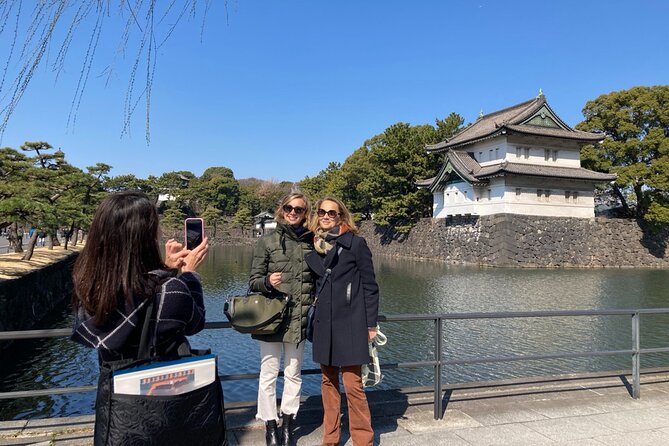 Tokyo Private Tour! Edo Castle & Imperial Palace East Gardens - Imperial Palace East Gardens: why this tour is worth your time