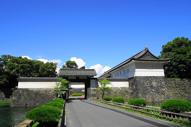 Tokyo Private Tour! Edo Castle & Imperial Palace East Gardens - Who this tour suits best (and who should skip it)