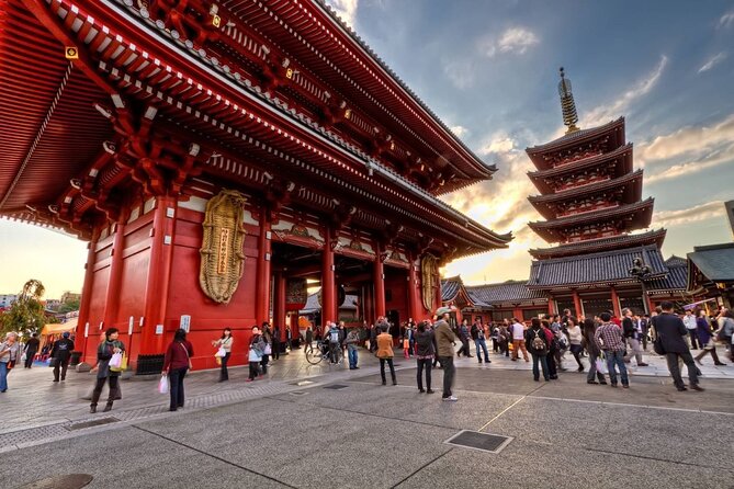 Tokyo Private Tour in Luxury Vehicle with English Guide - Senso-ji in Asakusa: temple energy with room to breathe
