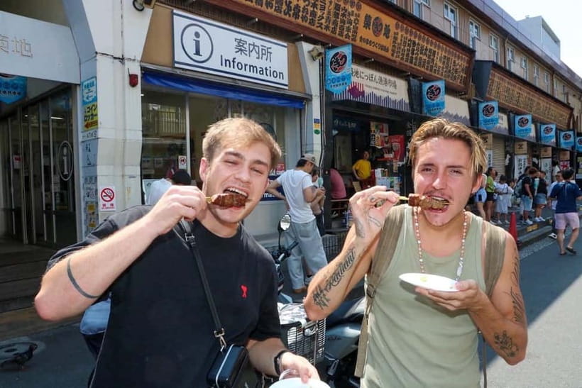 Tokyo: Private Tsukiji Street Food & Sake with Local Guide - Time on your feet: how the 2-hour format feels in Tsukiji