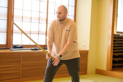 Tokyo: Samurai Adventure! Authentic Sword Action Experience - What happens in the hour: warm-ups, grip, swing, and a short scene